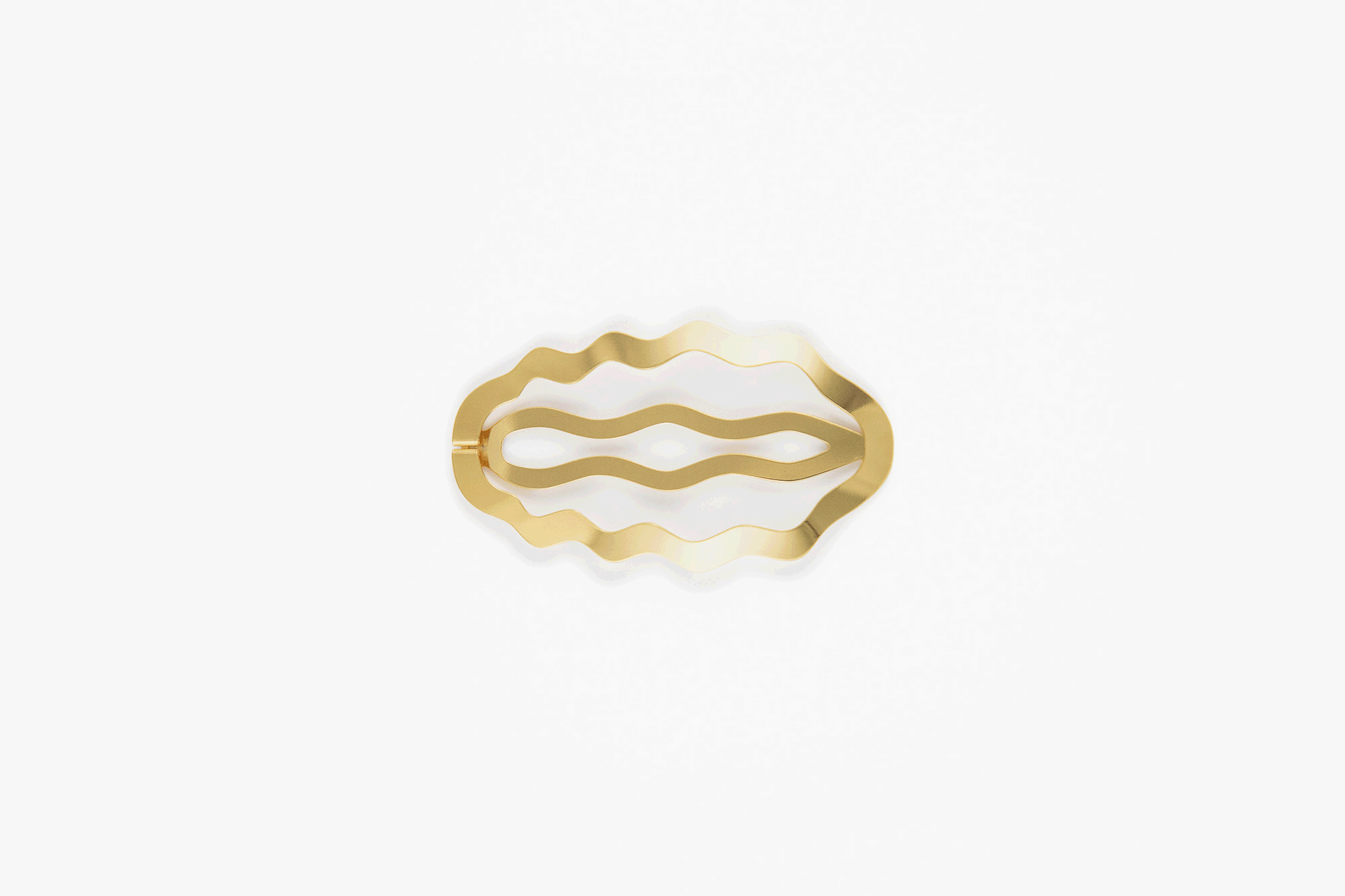 Product images of designer hair clip Helia available in silver-tone, silver-plated, gold-plated and Roségold-plated