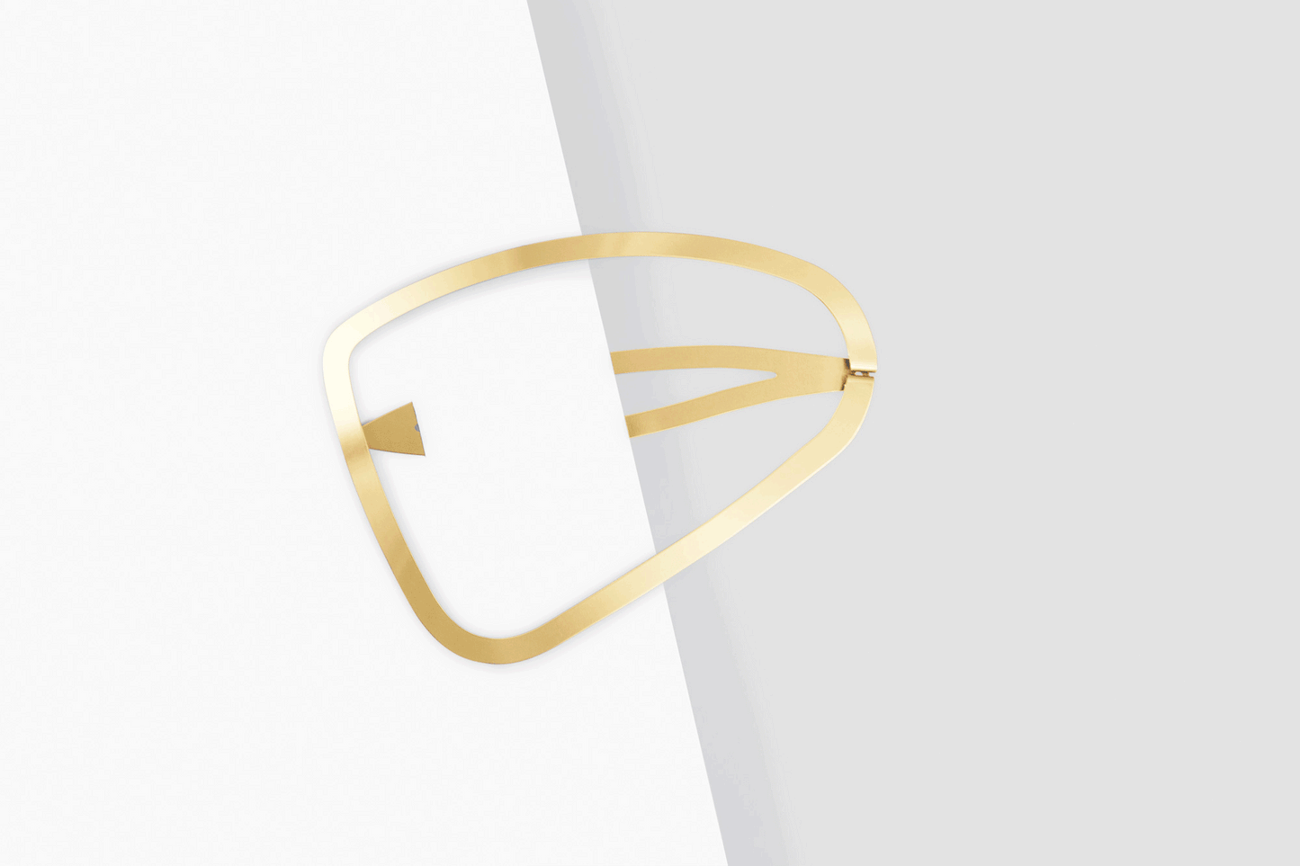 Product images of designer hair jewelry Elissa by Clinq available in silver-tone, silver-plated, gold-plated and Roségold-plated